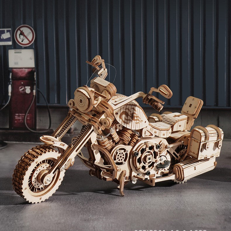 Puzzle Model Creative