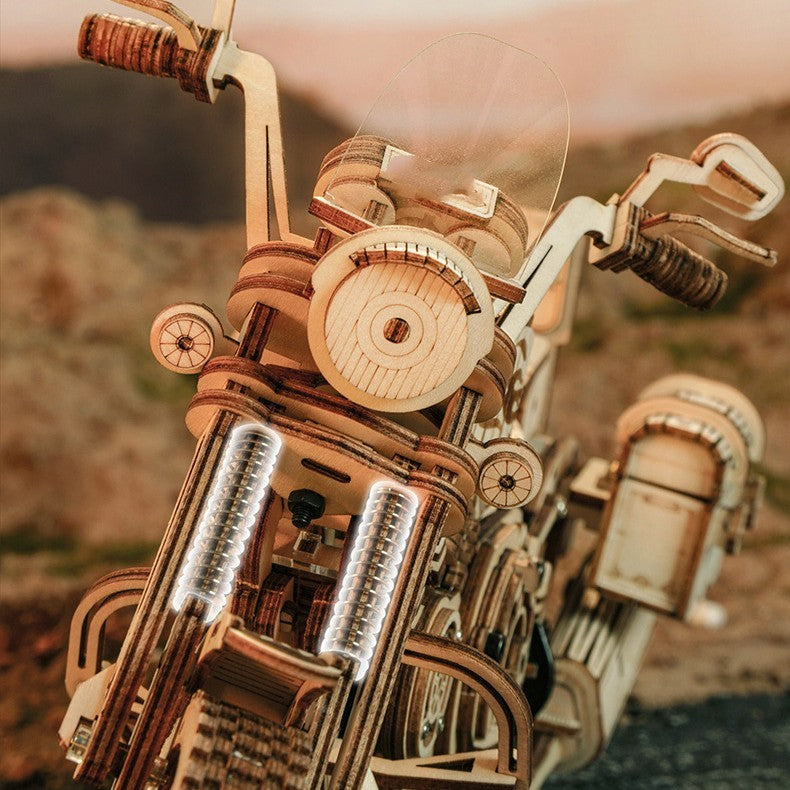 Puzzle Model Creative